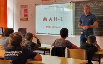 Preventivna predavanja policijskog službenika za učenike naše škole